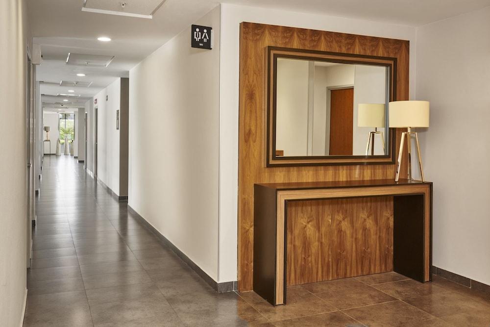 Las Pintas City Express By Marriott Guadalajara Aeropuerto מראה חיצוני תמונה